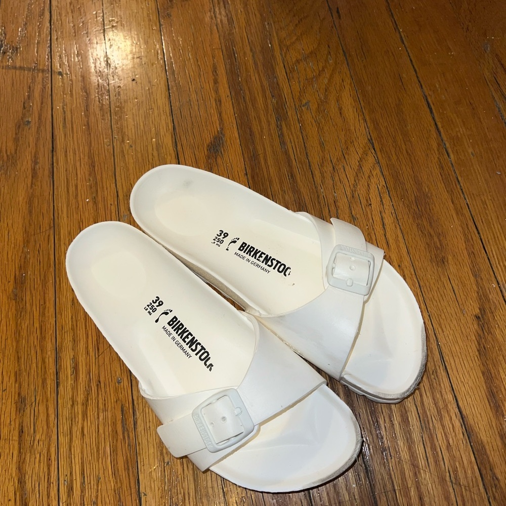 Birkenstocks white size 8